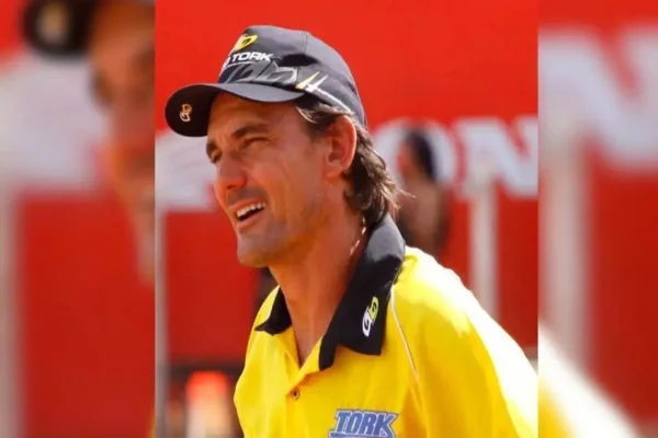 Chumbinho Becker, lenda do Motocross no Brasil, morre aos 56 anos