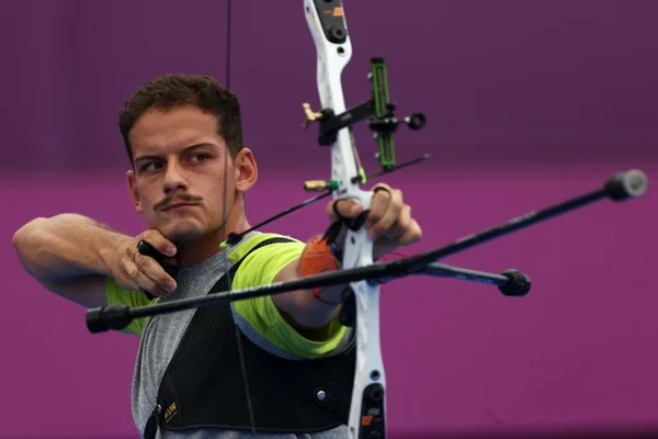 Marcus D'Almeida do tiro com arco
