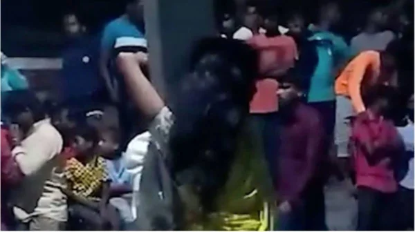 Mulher é amarrada a poste junto com amigo e é espancada, durante horas, pelo ex-marido