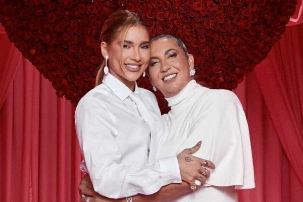 Virginia Fonseca com a mãe, Margareth Serrão