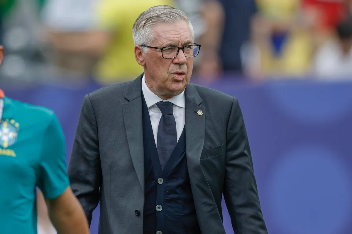 Ruiz critica Ancelotti após eliminatória na Copa: 'Perdeu tudo'