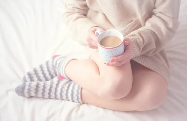Pés quentinhos neste inverno: separamos meias lindas e confortáveis