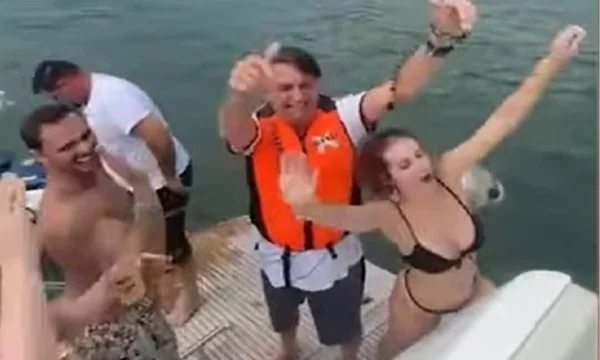 Bolsonaro Guarujá