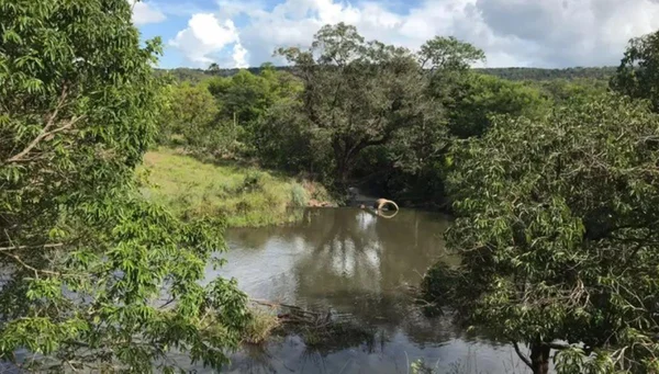 Córrego em Planaltina em Goiás