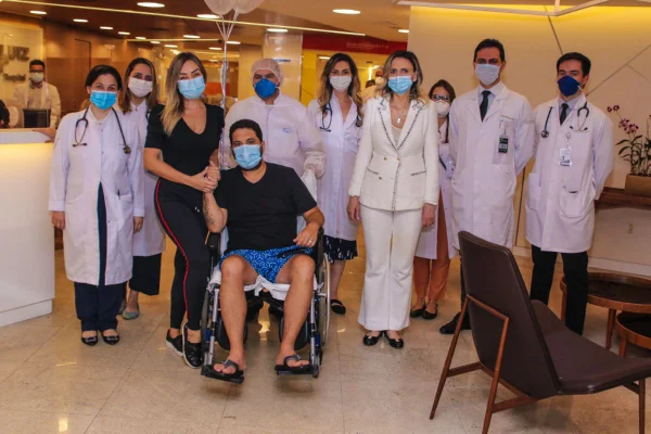 Edson, da dupla com Hudson, recebe alta hospitalar após Covid-19