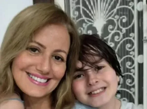 Ex-autora da Globo mobiliza a web após ter filho desaparecido