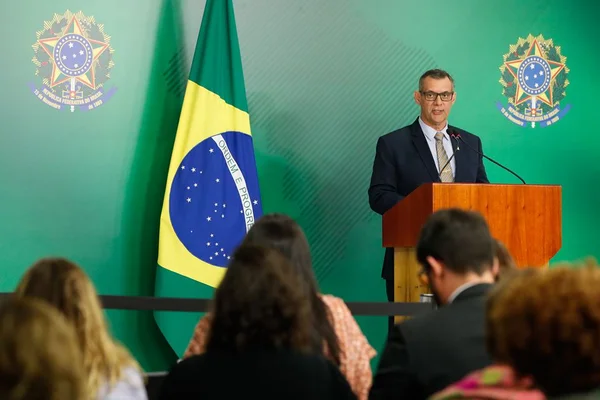 Governo considera megaleilão um sucesso, garante porta-voz