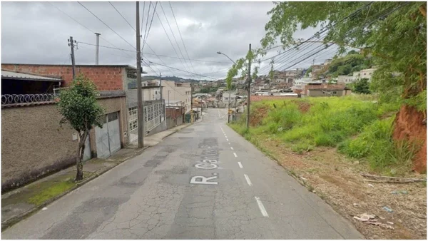 Jovem cai ao empinar moto, abandona a namorada durante fuga e é preso
