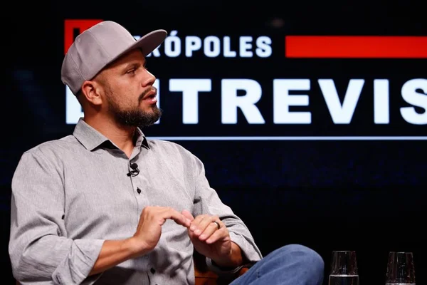 “Transporte público é direito social, constitucional”, diz Max Maciel