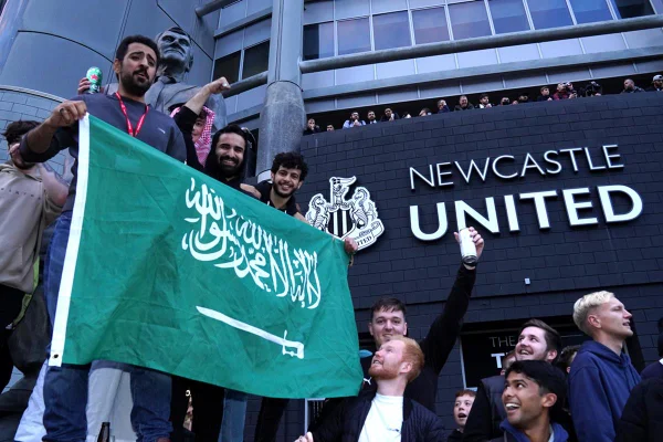 Quem segura? Newcastle pode gastar mais de R$ 1,5 bilhão na próxima janela