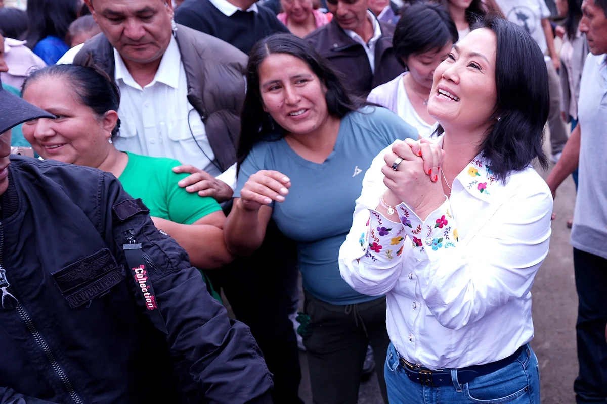 Keiko Fujimori vence eleição no Peru com 50,135% dos votos após disputa acirrada