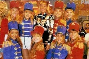 Xuxa não sabia dos assédios às Paquitas? Livro revela outra versão