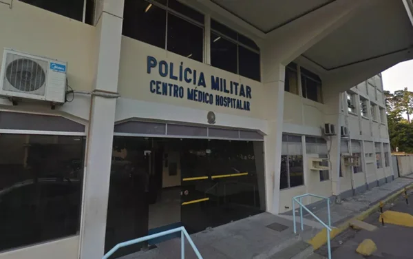 Foto colorida da fachada do Hospital da Polícia Militar fica no bairro do Derby, na região central do Recife - Metrópoles