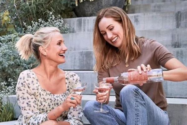 Cameron Diaz lança linha de vinhos orgânicos chamada Avaline