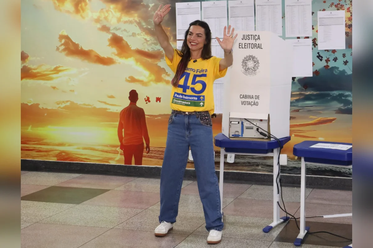 Paula Belmonte vota no DF