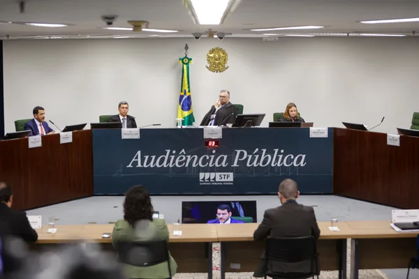 Dino manda Tesouro avaliar criação de códigos para rastrear emendas - destaque galeria Dino manda Tesouro avaliar criação de códigos para rastrear emendas - destaque galeria