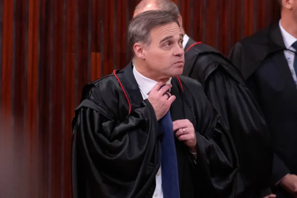 Ministro Andre Mendonca durante sessão no Tribunal Superior Eleitoral TSE Metropoles 7