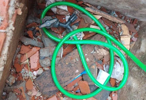 Ligação clandestina de água