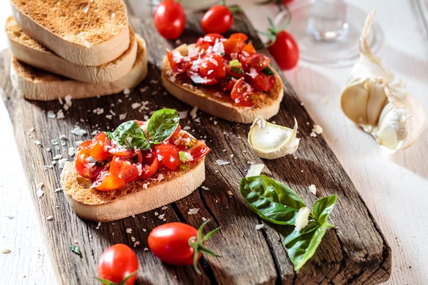 Bruschetta fácil para a ceia de Natal pronta em poucos minutos