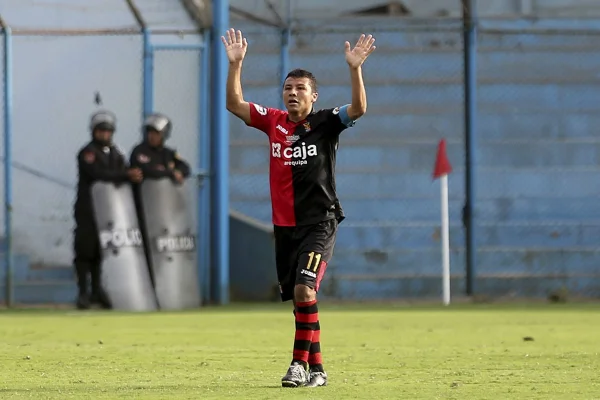 Zuñiga, ex-jogador da seleção peruana, é preso por corrupção