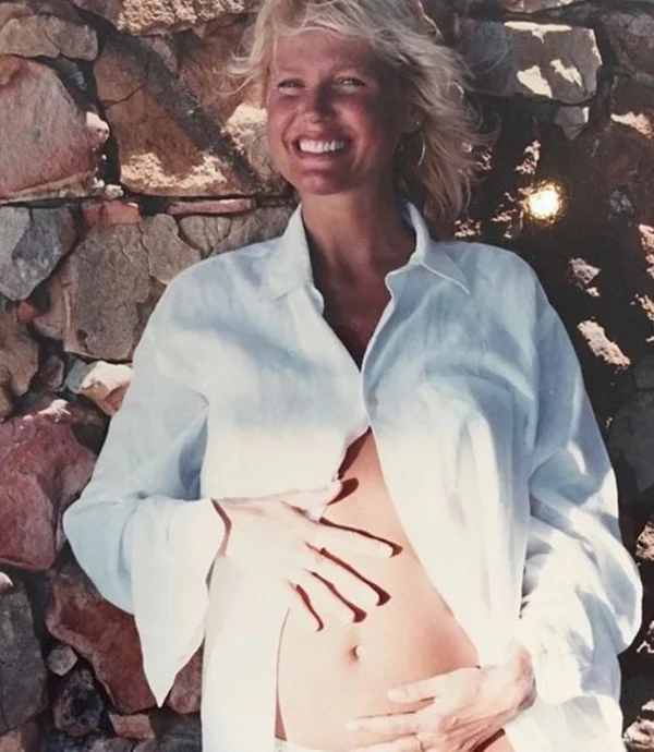 Sasha Meneghel posta foto de Xuxa e se derrete: “Hoje é o dia dela” - destaque galeria