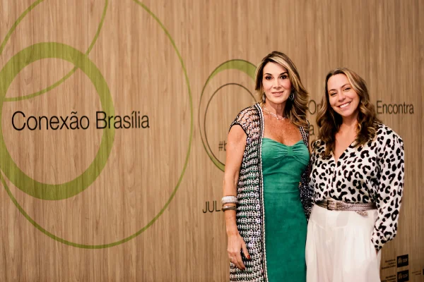 Brasília Design Week 2024: convidadas têm tour exclusivo por exposição