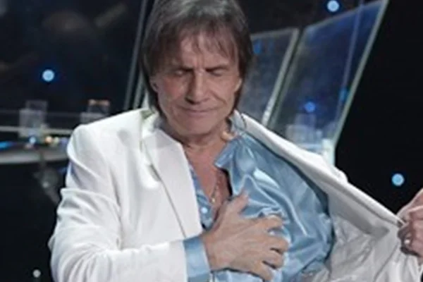 Com Covid, Roberto Carlos é impedido de ir a velório de amigo - Metrópoles