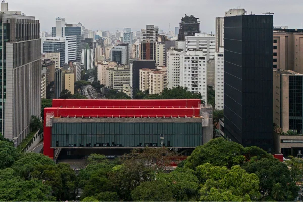 Previsto para abrir ao público em março de 2025, novo prédio do MASP terá 14 andares. Foram doados cerca de R $250 milhões para a construção - Metrópoles