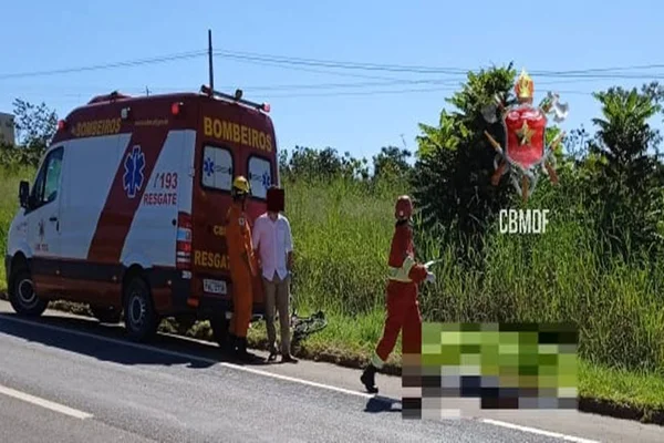 Ciclista morre após ser atropelado por carro na BR-060; motorista foge