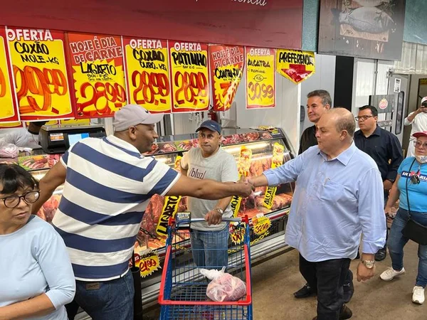Ibaneis reúne-se com empresários em Vicente Pires: “Nova mentalidade”