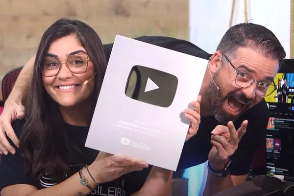 Canal WebTvBrasileira bate recorde com 90 mi de views durante A Fazenda