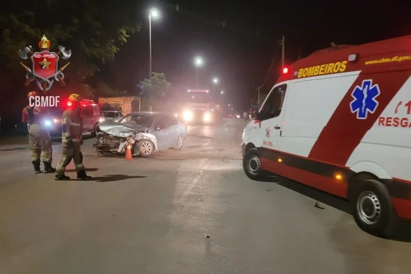 Colisão frontal deixa três pessoas feridas na DF-150 nesta 4ª (12/10)