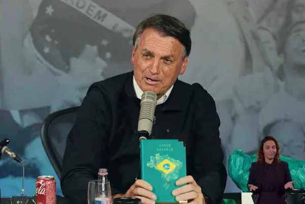 Bolsonaro volta a minimizar racismo no Brasil: “Há um exagero”