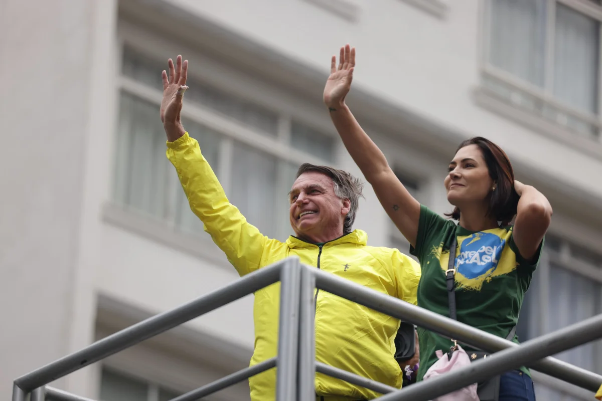 Vídeo indica que Michelle já pensa no futuro bolsonarista sem Flávio