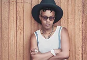 A cantora sul-africana Toya Delazy, que fará a voz de Bliss.