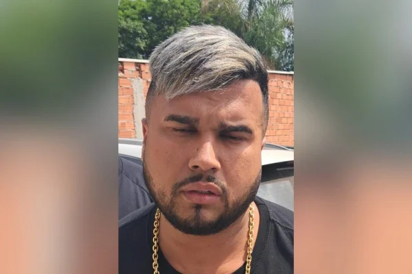 Imagem colorida de Cristiano Alves da Silva, 36, conhecido como “Cris Brown”, e envolvido na morte de Ruy Ferraz. Metrópoles
